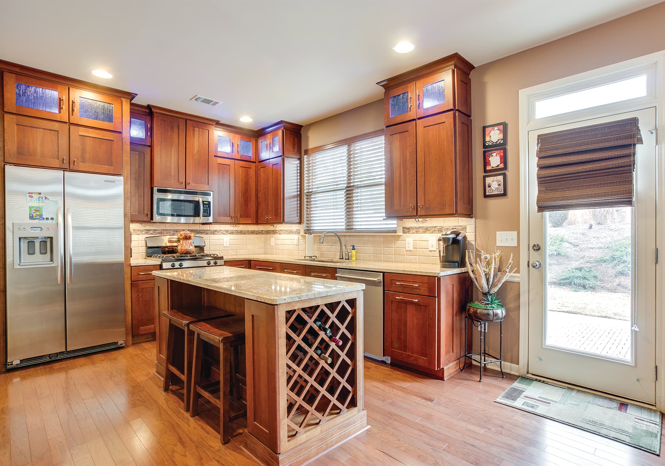 PC Torino Cherry Amaretto Kitchen1KB