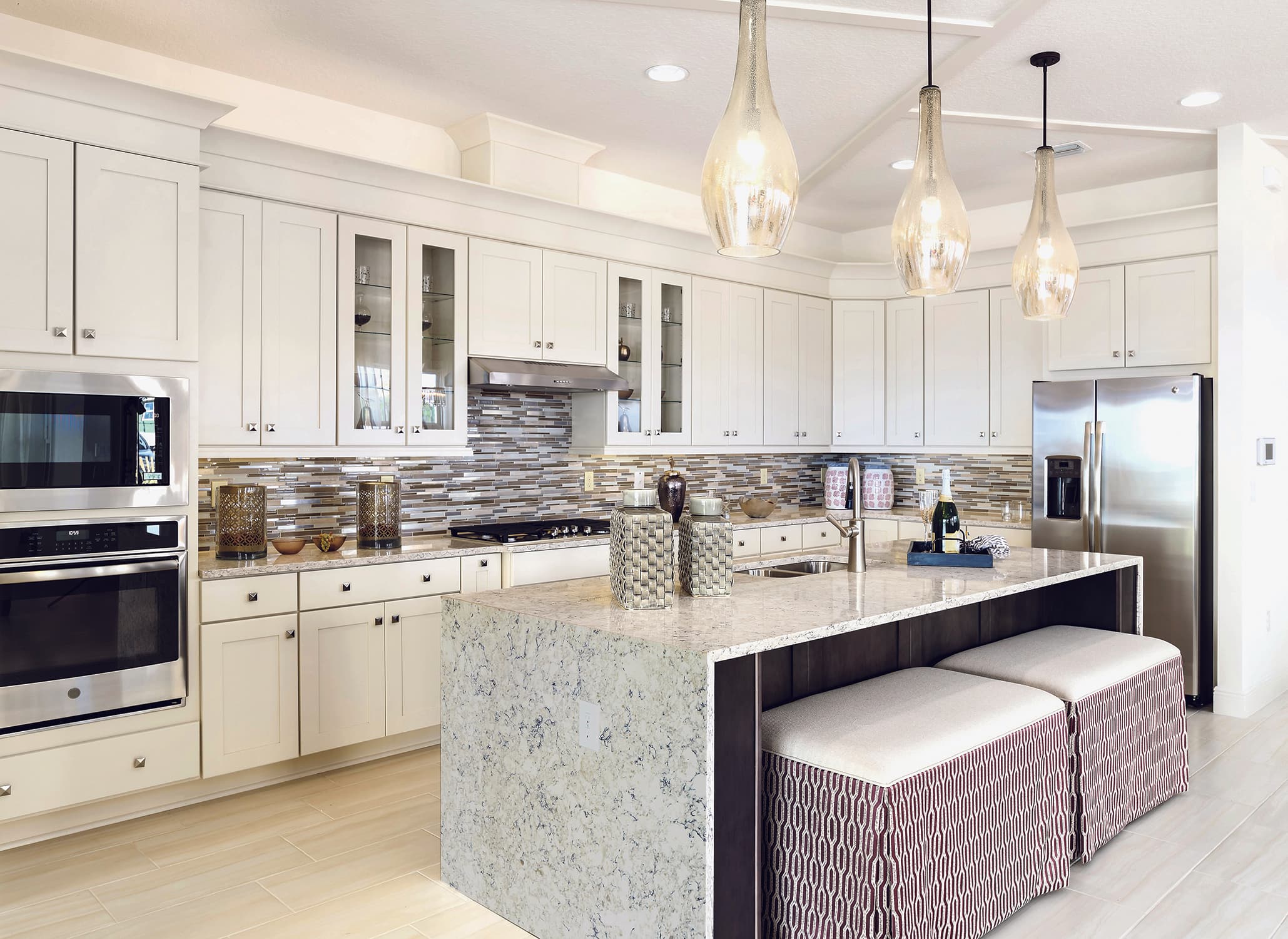 PC Wexfordmaple Ivory Kitchen1KB