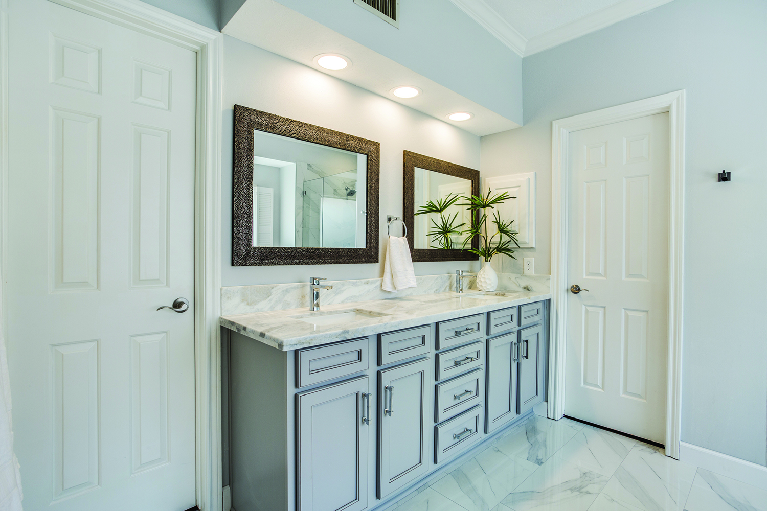 Adv Maple Ash Harvest Vanity Bath 7KB
